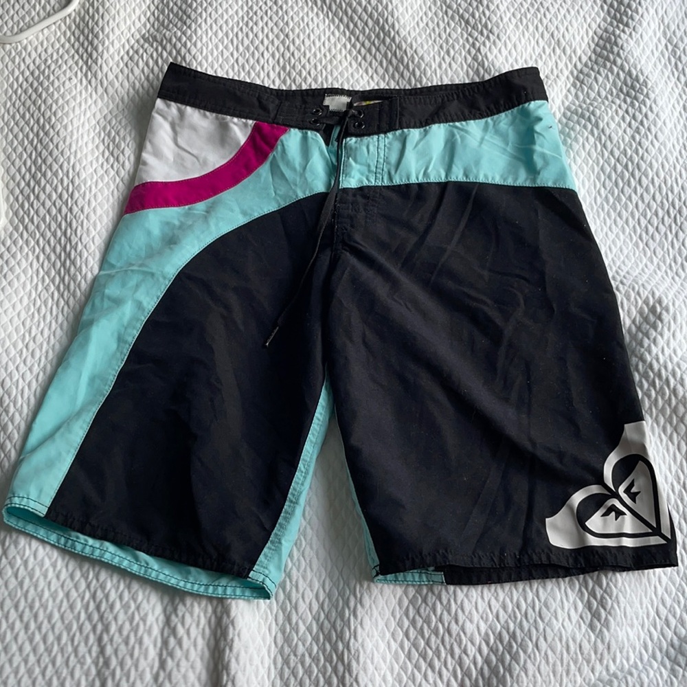 ROXY BOARD SHORTS